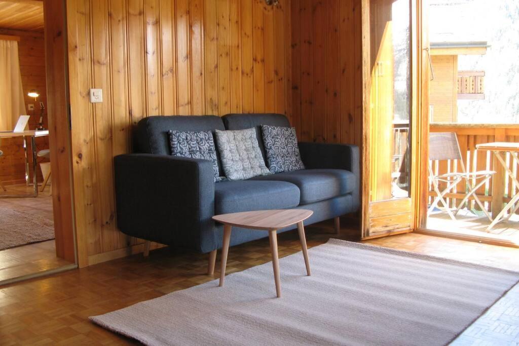 Alpia 26 - Zwei Zimmerwohnung In Traditionellem Walliser Haus Gasenried Eksteriør bilde
